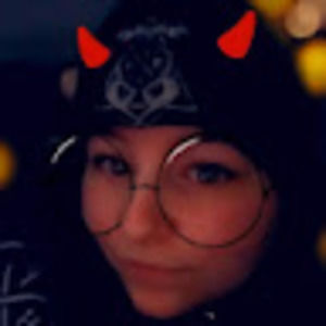 Meet your Posher, Alyson